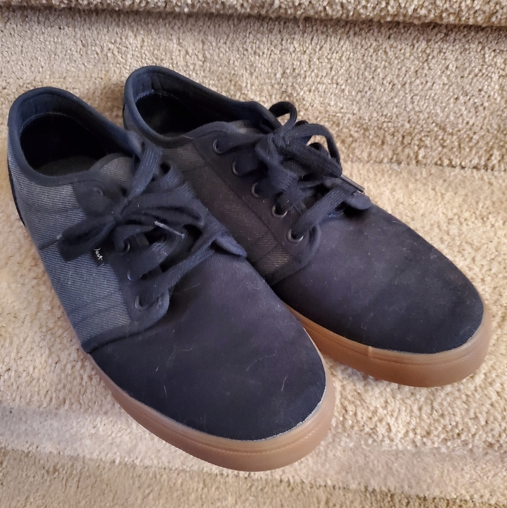 Men's Shoes
